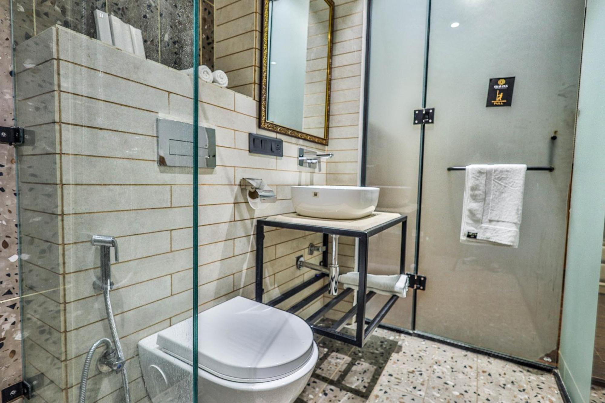 Clay Inn Hotels, Paschim Vihar Delhi  Buitenkant foto